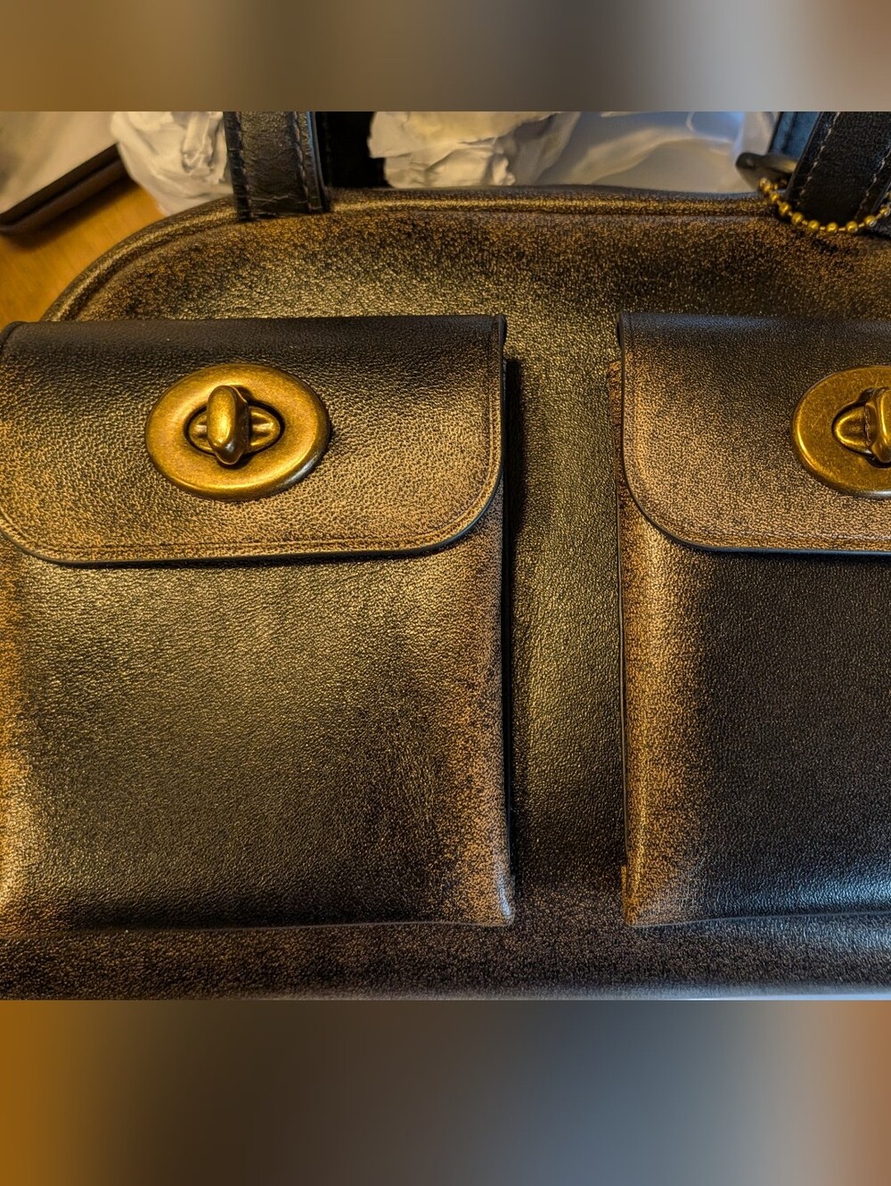 Coach Twinlock 20 Loved Leather Bag - Picture 13 of 15